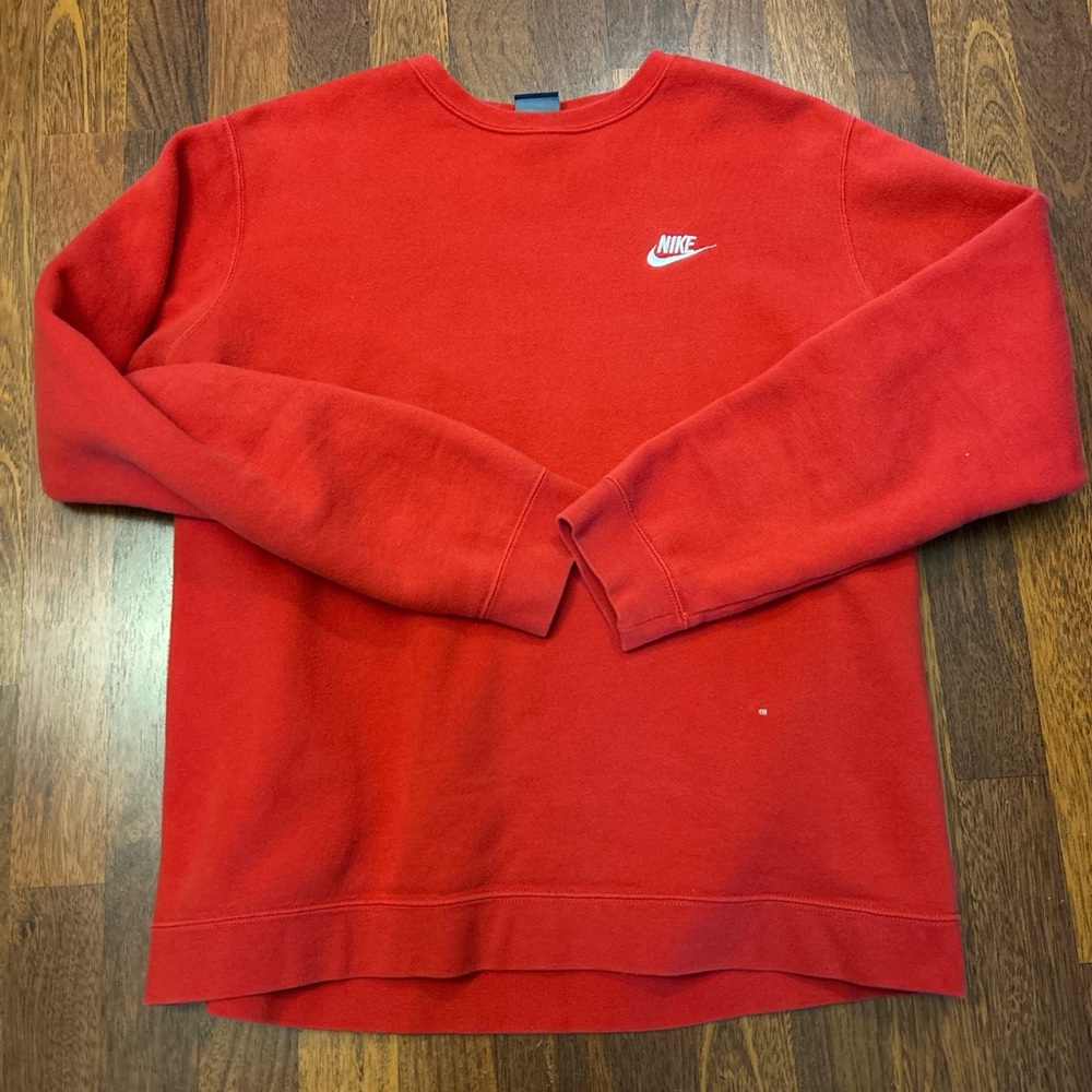 Retro Nike Red Crewneck Sweatshirt Size Large